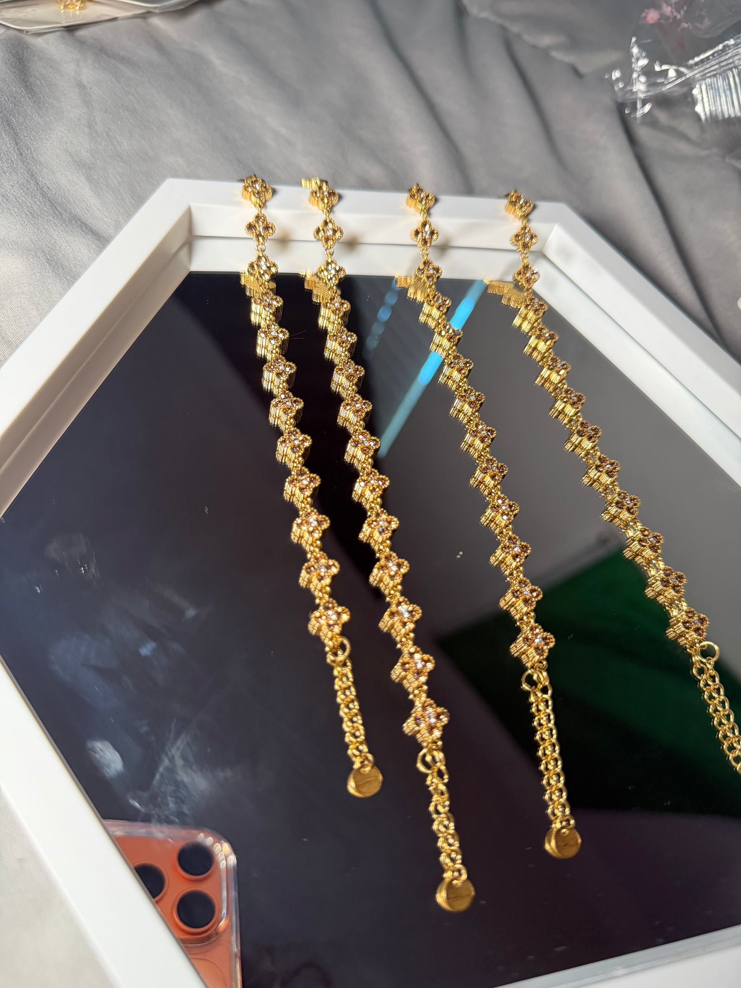 Luxurious Four Leaf Clover Bracelet